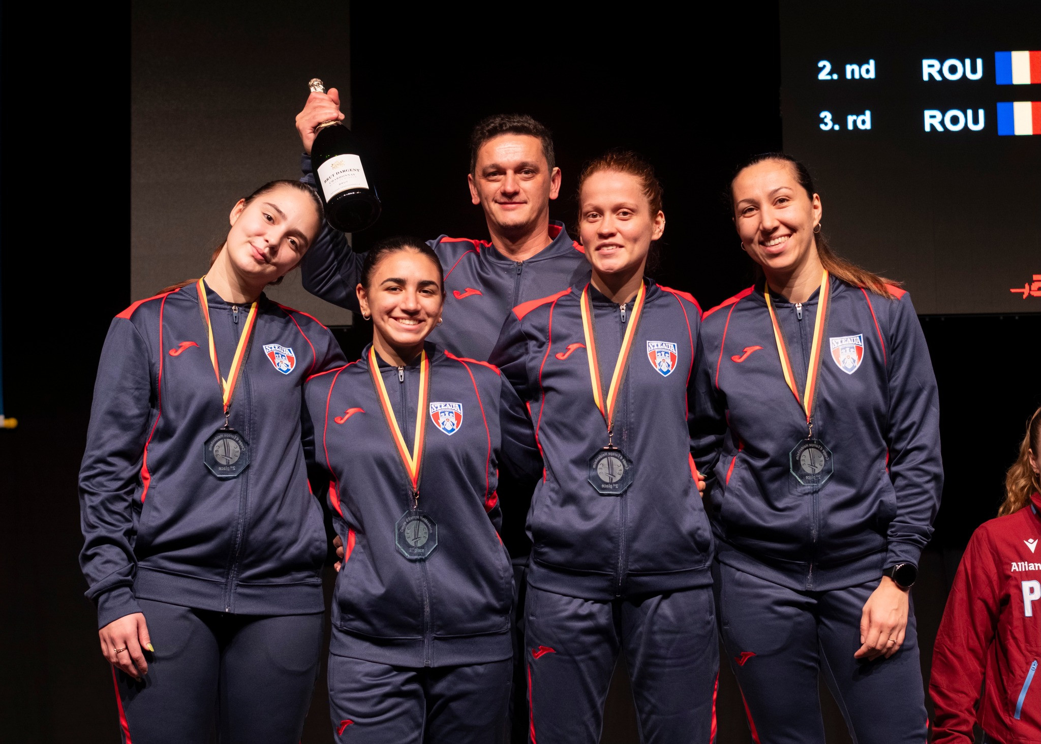 C&acirc;t s-a terminat duelul rom&acirc;nesc Steaua - Rapid din semifinalele Cupei Europei la floretă feminin